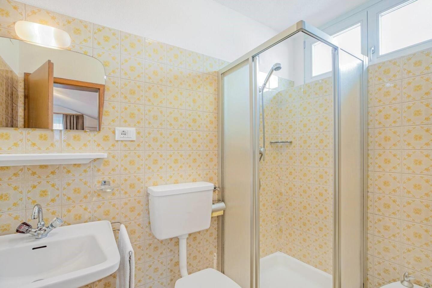 Residence Kruma Olang 外观 照片